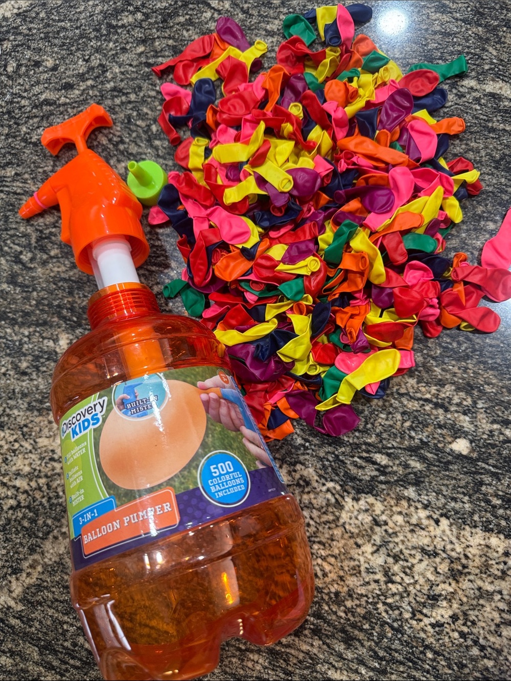 Discovery Orange Water Balloon Pump with Multicolor Party Balloons